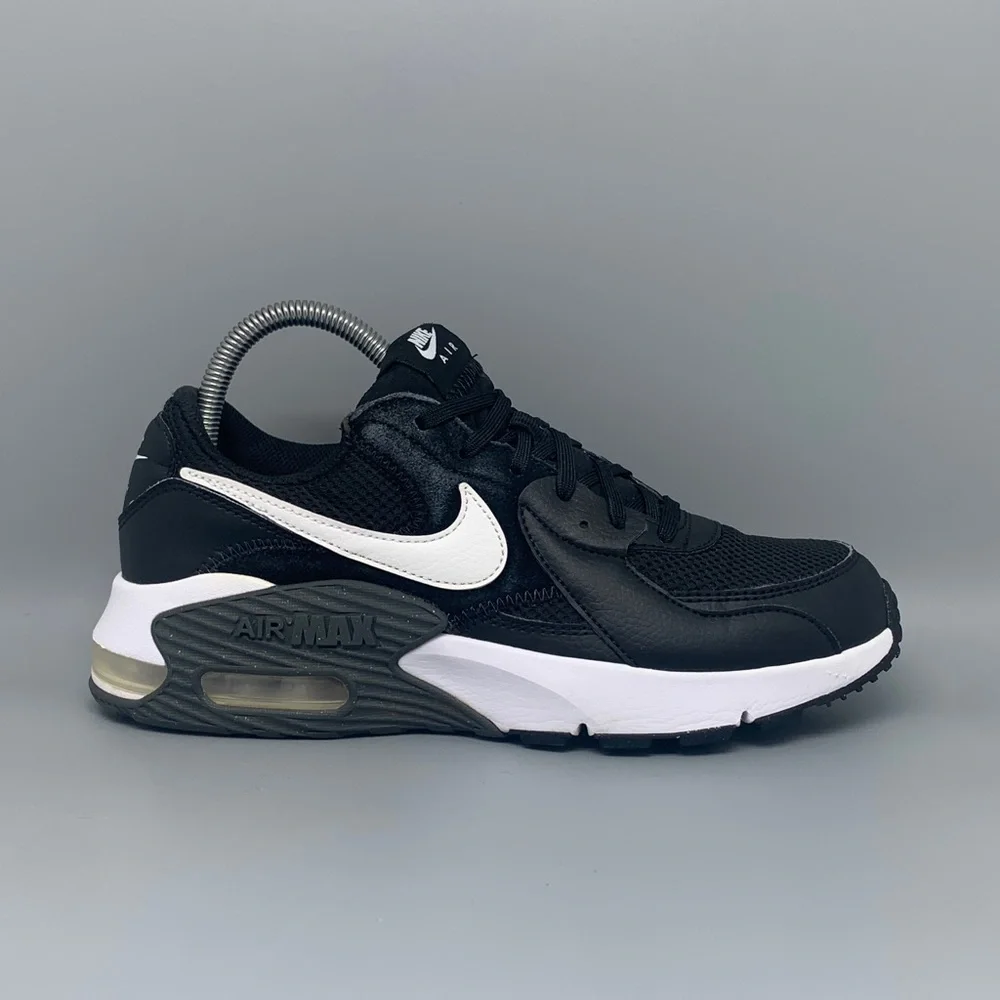 Nike‎ Air Max Excee Black White Running Shoes CD5432‑003 Women’s Sz 8